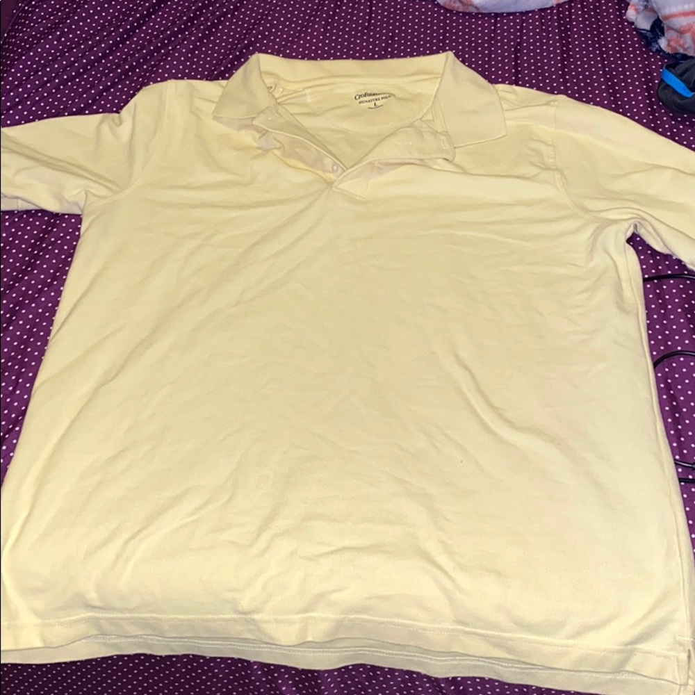 men’s (or women’s) short sleeve shirt!